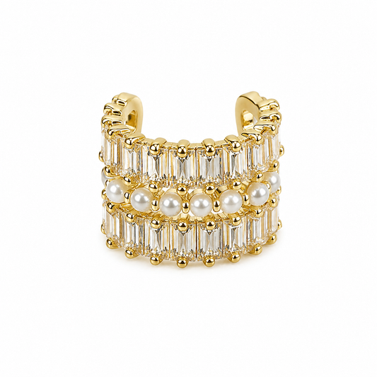 Imperial Pearl Ear Cuff